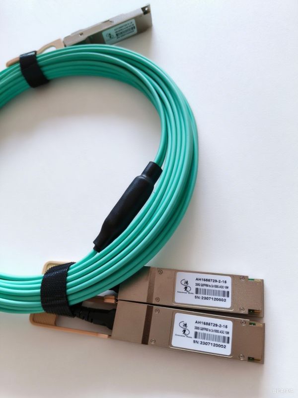 QSFP-40G 상호 연결을 위한 맞춤형 케이블 설계 | HPC, 클라우드 및 네트워크 스위치 시스템을 위한 고주파, 저지연 솔루션을 제공하는 와이어 하네스 제조업체
