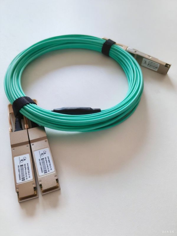 QSFP-40G 상호 연결을 위한 맞춤형 케이블 설계 | HPC, 클라우드 및 네트워크 스위치 시스템을 위한 고주파, 저지연 솔루션을 제공하는 와이어 하네스 제조업체